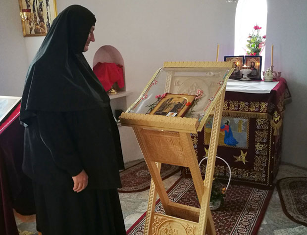 Сви смо жедни живе вере